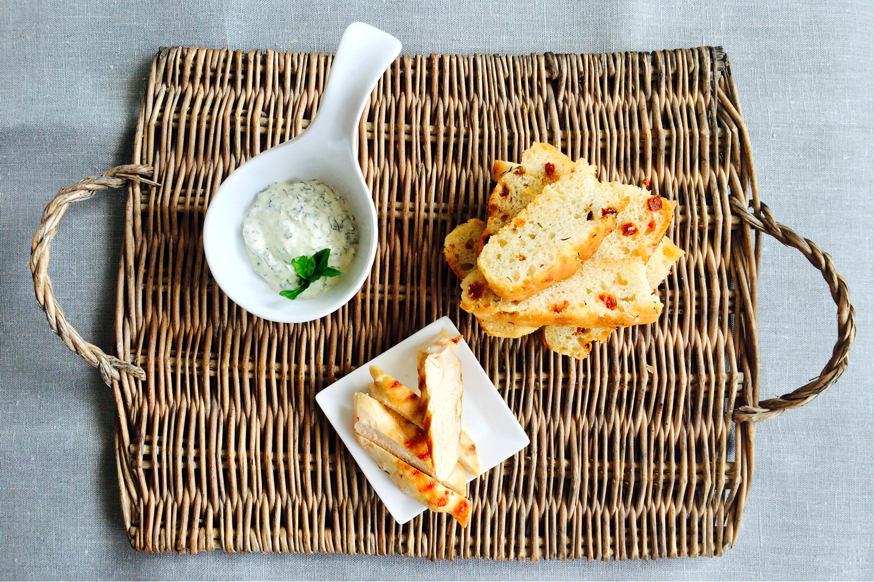 Foccaccia, chicken fingers & mint dip