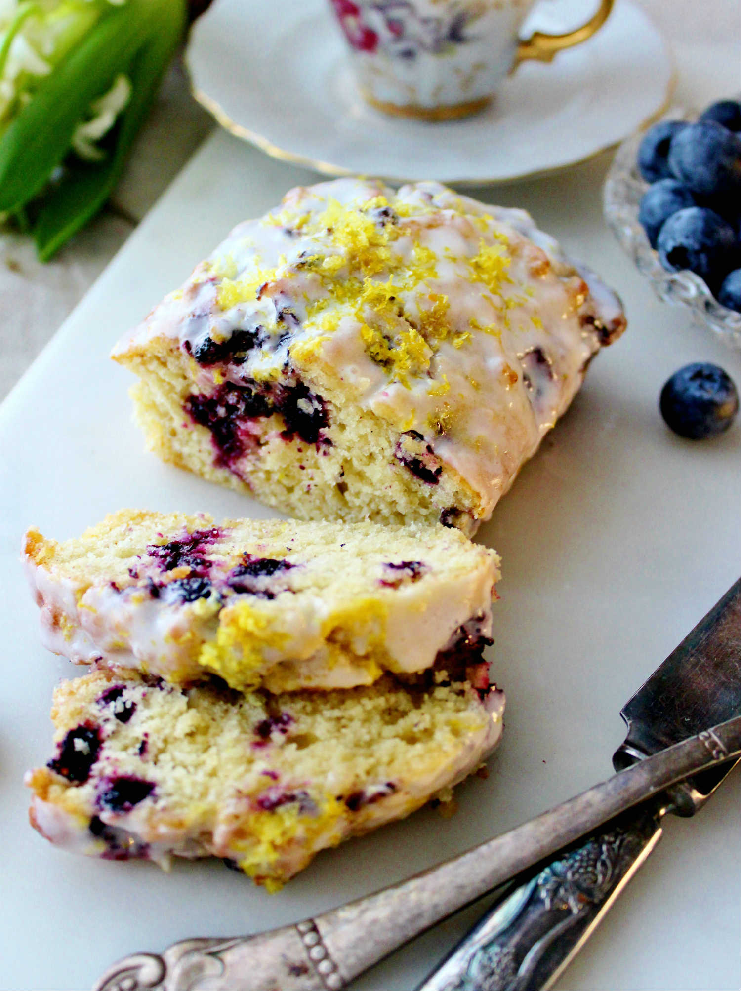 Blueberry form cake