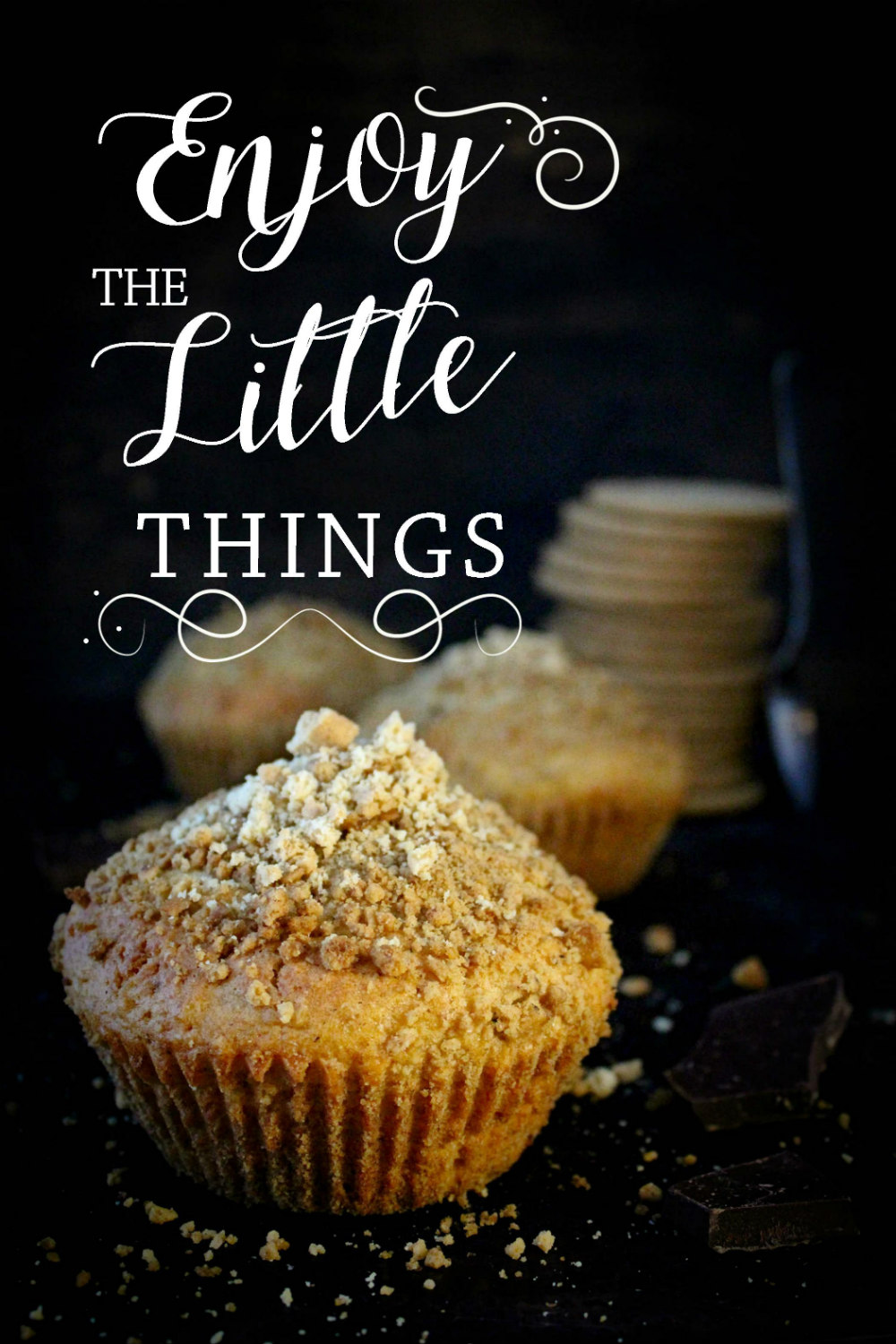 Digestive Crumble Cupcakes with Dark Chocolate Filling